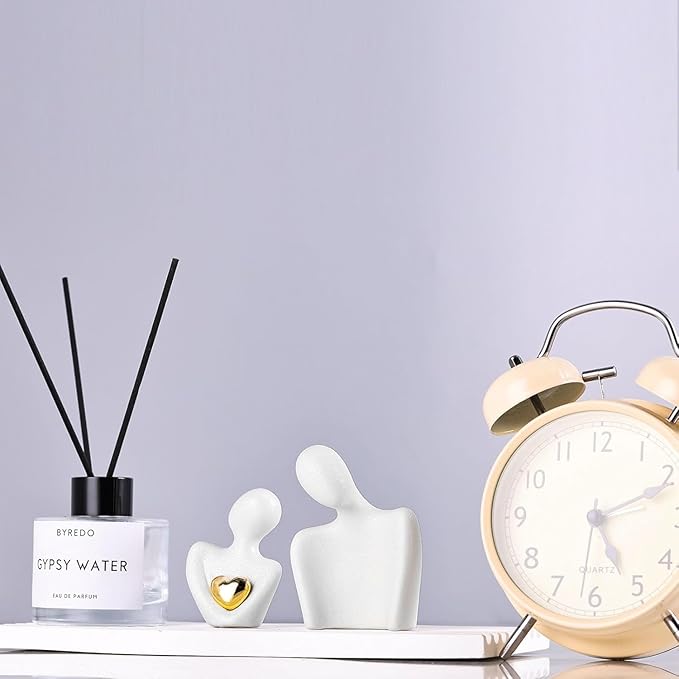 Rare Bird Hugging Couple Statue - Romantic Home Decor, Perfect Wedding Anniversary and Valentines Day Gift, Figurine for Home, Office, Coffee Table and Desktop (White, Romantic Couple), 8 cm, 6.5 cm